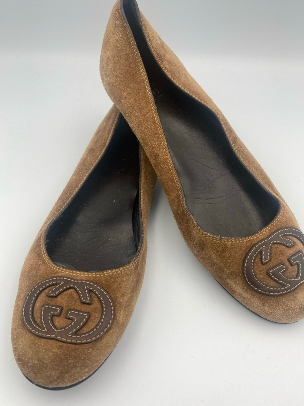Gucci Tan Suede Logo Ballet Flats